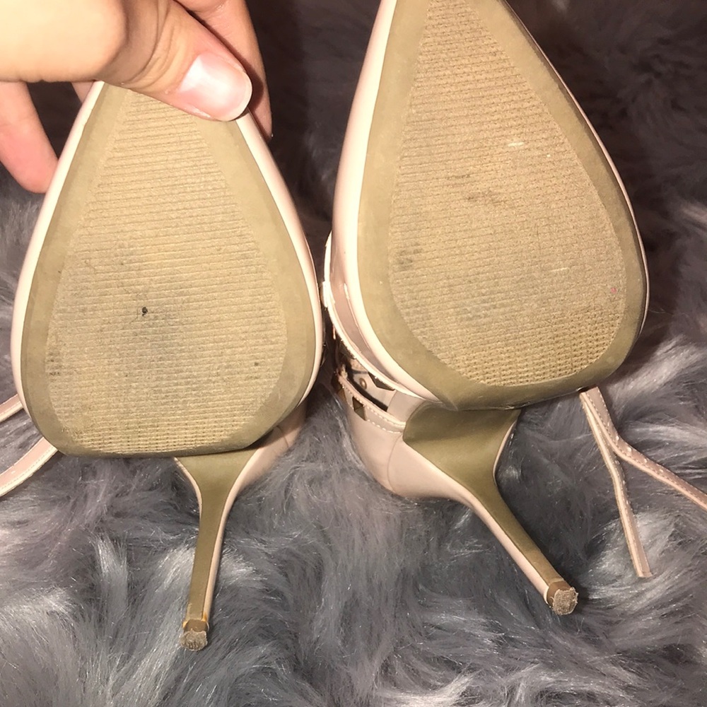 Pointy studded heels - Picture 4 of 7